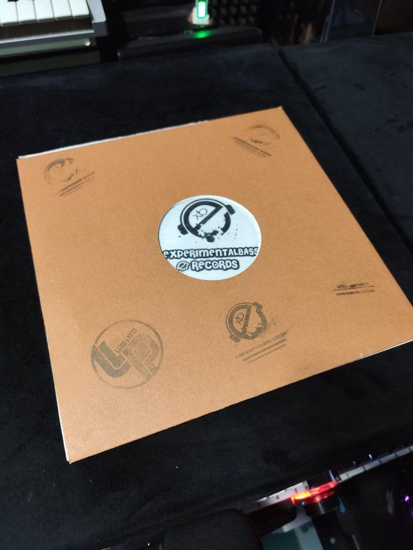 Oldskool Series Vol. 0 label with tracklist