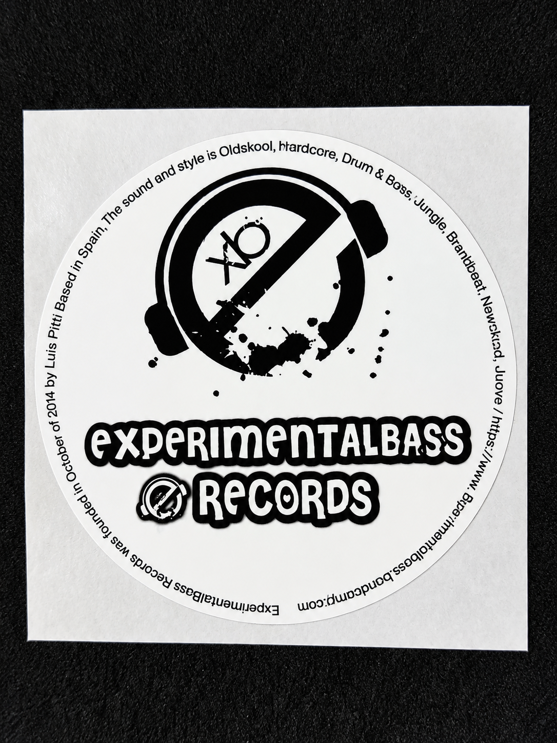 Pegatina blanca oficial de ExperimentalBass Records de 4 cm