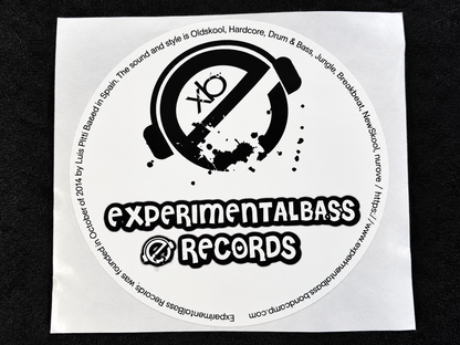 Detalle de la pegatina grande de ExperimentalBass Records