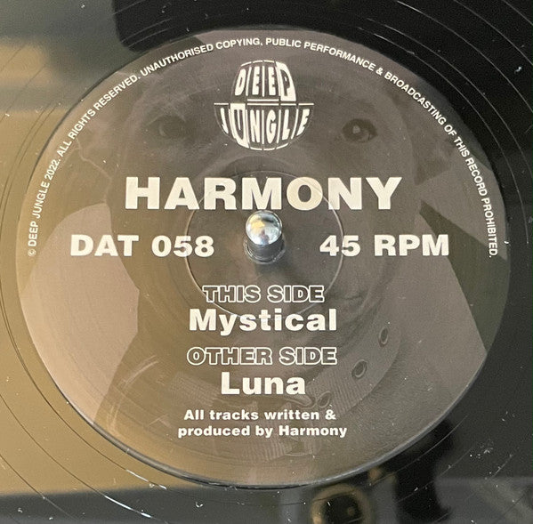 Harmony – Luna / Mystical, etiqueta Deep Jungle DAT 058 con los títulos